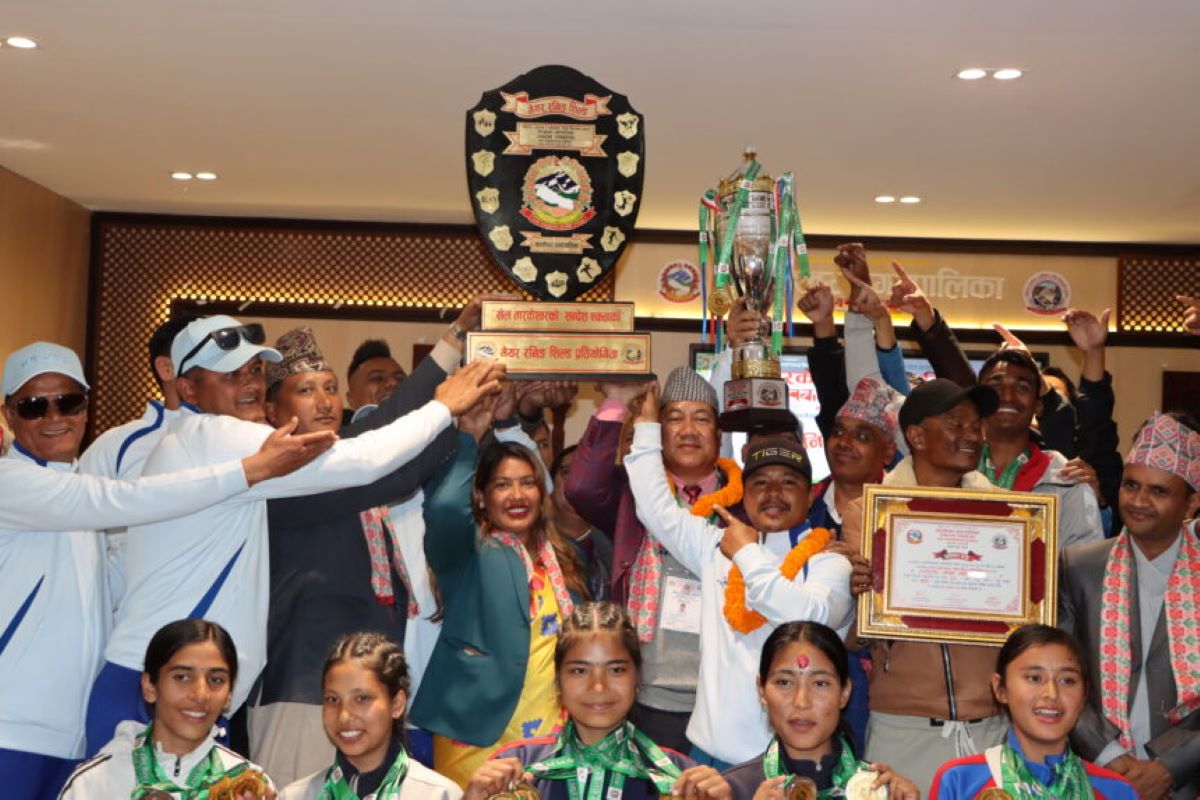 लालीगुराँसलाई तार्केश्वर मेयर रनिङ शिल्डको उपाधि