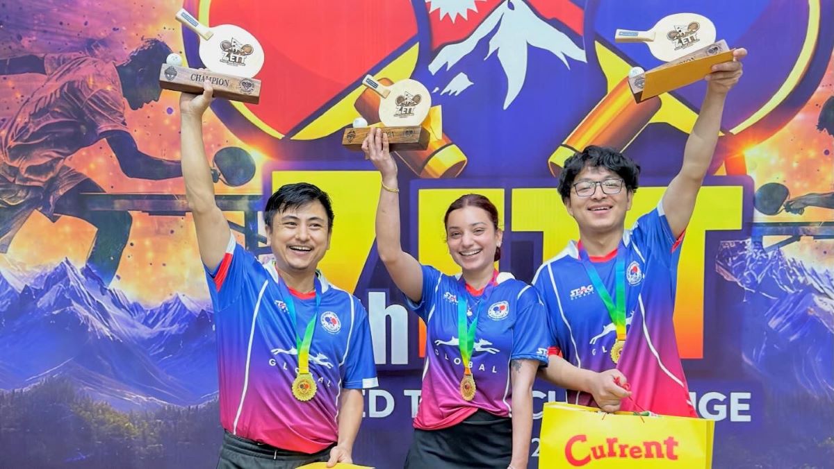 दिक्षा, महेश र रनोजलाई उपाधि