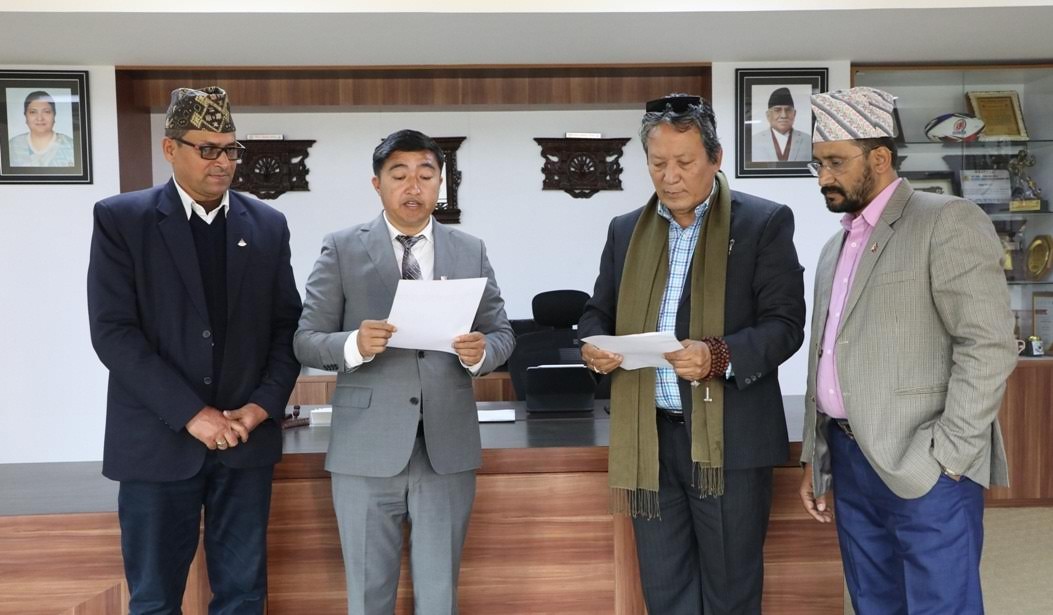 कराते महासंघका अध्यक्ष युवराज लामाद्वारा शपथ ग्रहण