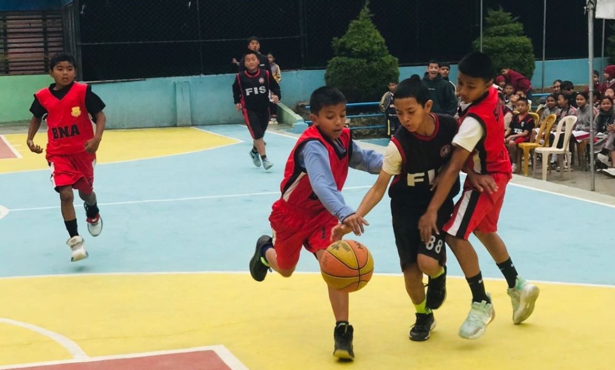 फेरिल्यान्डको तीनै टोली सेमिफाइनलमा