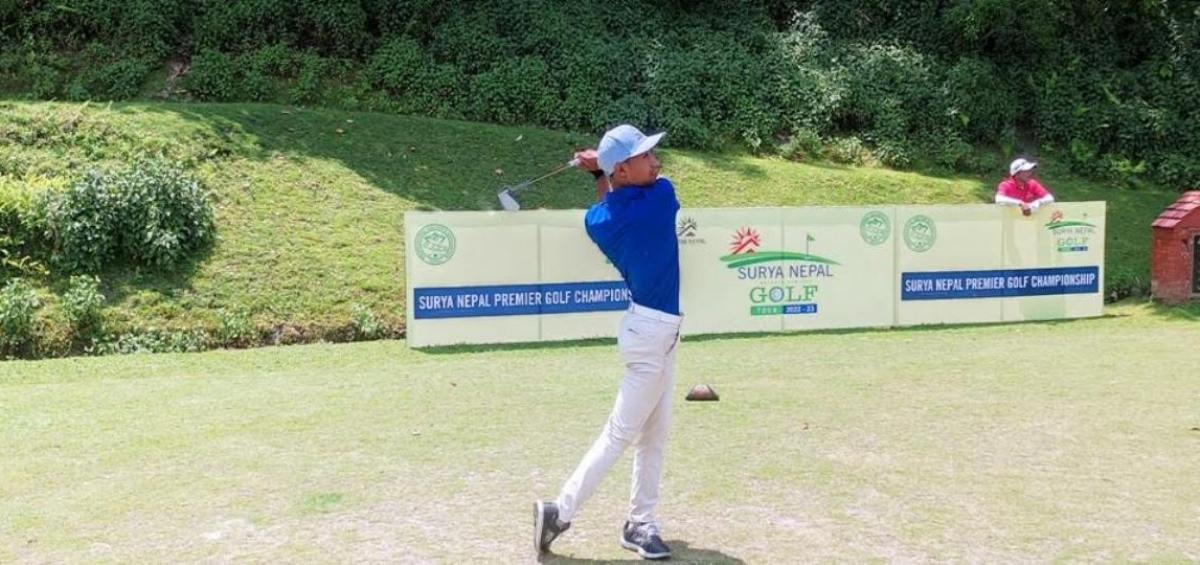 प्रिमियर गल्फको दोस्रो दिनमा सदभाव र सुबासलाई तीन स्ट्रोकको अग्रता