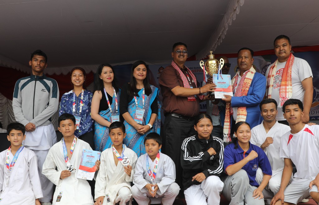 करातेमा समृद्धि स्कुल १० स्वर्णसहित टिम च्याम्पियन