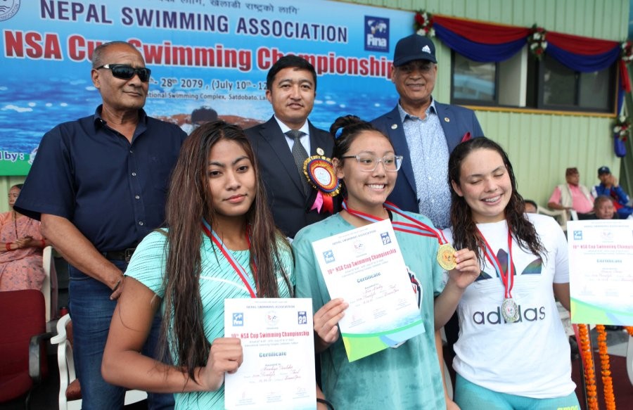 नासिर र निभालाई दोहोरो स्वर्ण