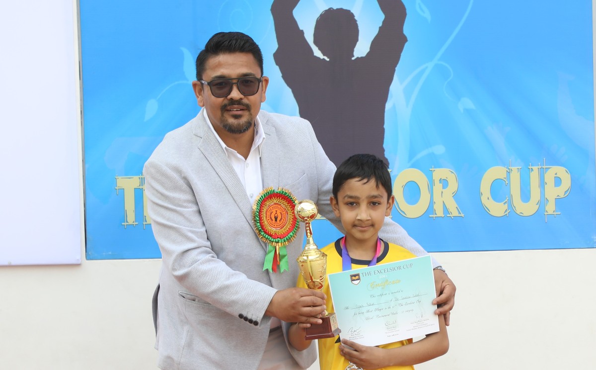 एक्सेल्सियर कपको उपाधि ६ टिमलाई