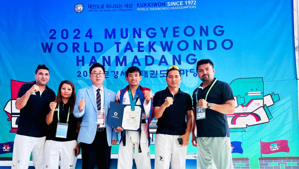 कोरियामा भएको विश्व तेकान्दोमा प्रेम लिम्बुले जिते रजत पदक